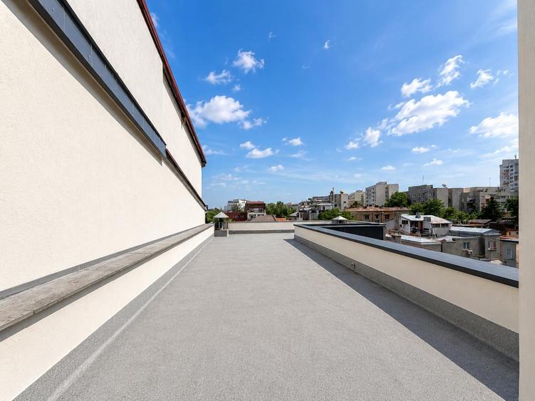Casă cu 7 camere cu Canalizare în P-ța Dorobanți