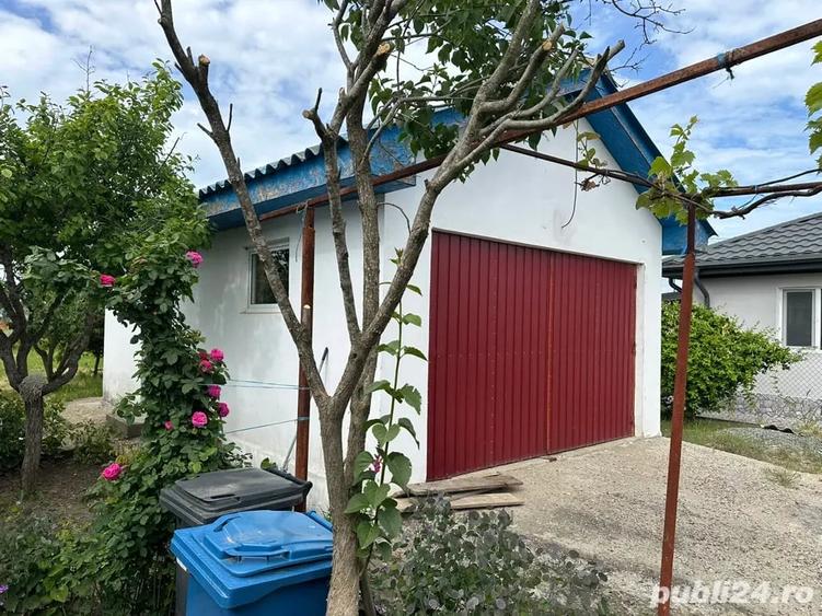 Casă cu 3 camere cu Teren 1300 Mp în Pecineaga