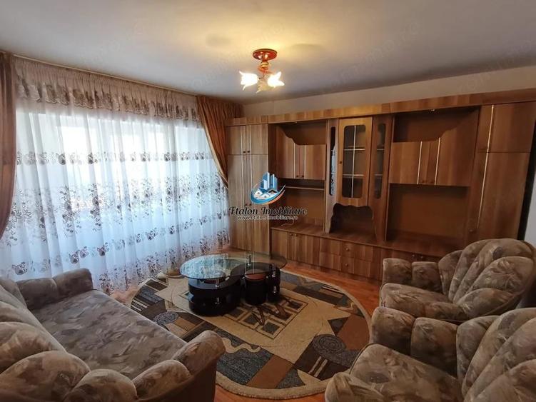 Apartament cu 2 camere decomandat în Sud
