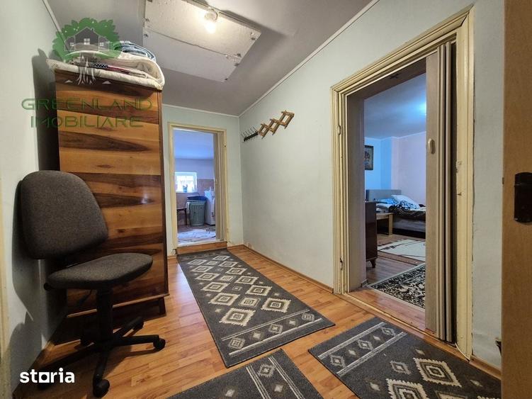 Casă cu 3 camere cu Teren 640 Mp în Bucium