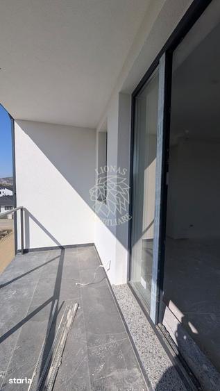 Apartament cu 3 camere în Central — fotografia 1