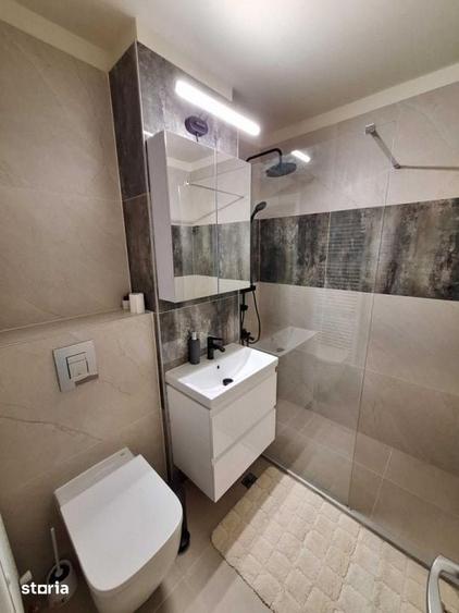 Apartament cu 3 camere în Calea Dumbrăvii
