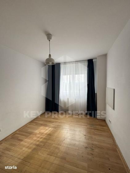Apartament cu 3 camere, mobilat în Tineretului
