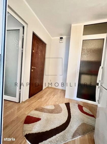 Apartament cu 2 camere decomandat în Micro 21