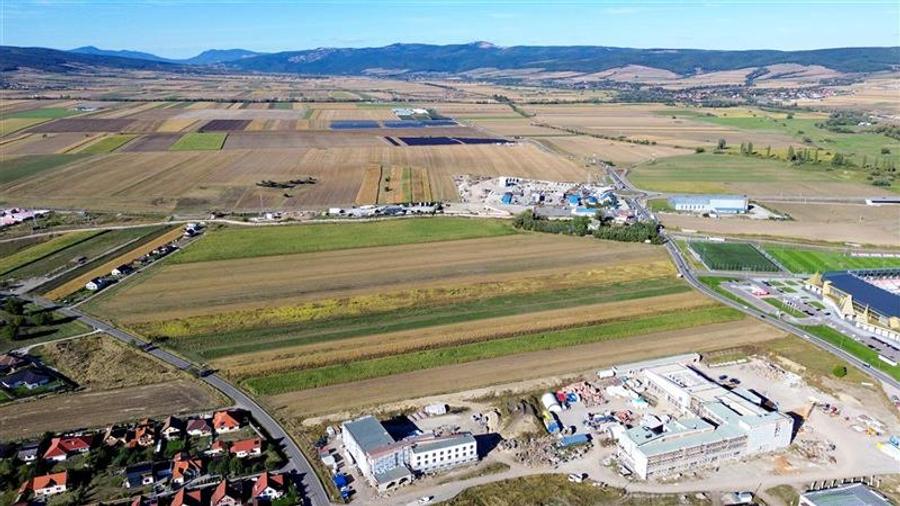 Teren extravilan de 15000 mp, în Arcuș