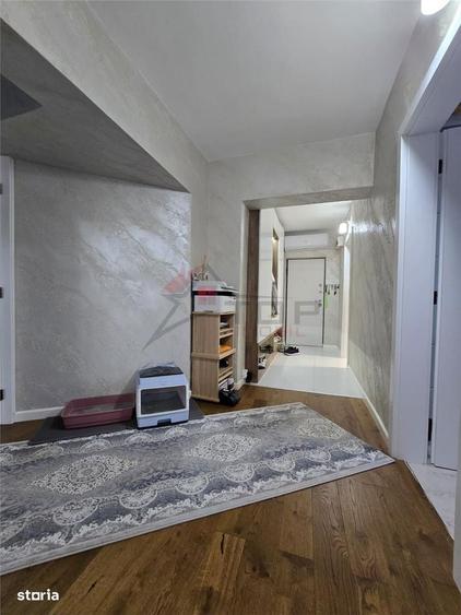 Apartament cu 4 camere decomandat în Lunca Cetățuii