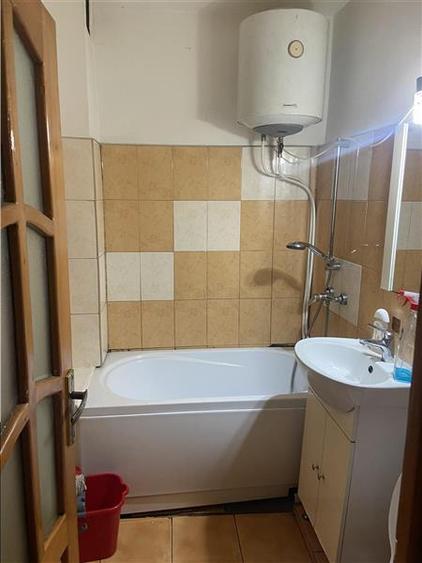 Garsonieră decomandată, mobilată în Central