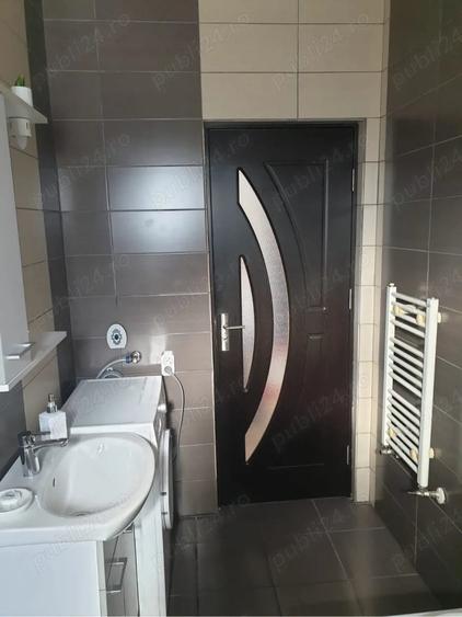 Apartament cu 2 camere semidecomandat în Florești