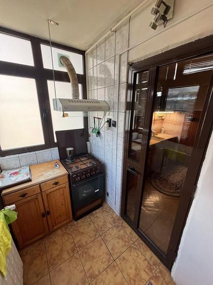 Apartament cu 3 camere decomandat în Alfa