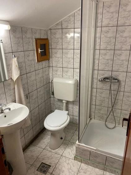 Casă cu Teren 121 Mp în Central