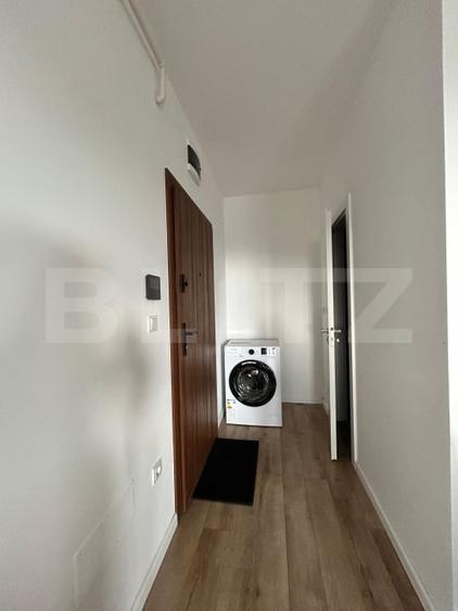 Apartament cu 3 camere decomandat, mobilat în Centura