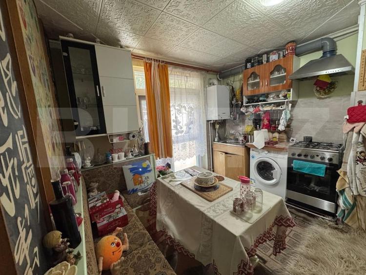 Apartament cu 2 camere semidecomandat, mobilat în Dacia