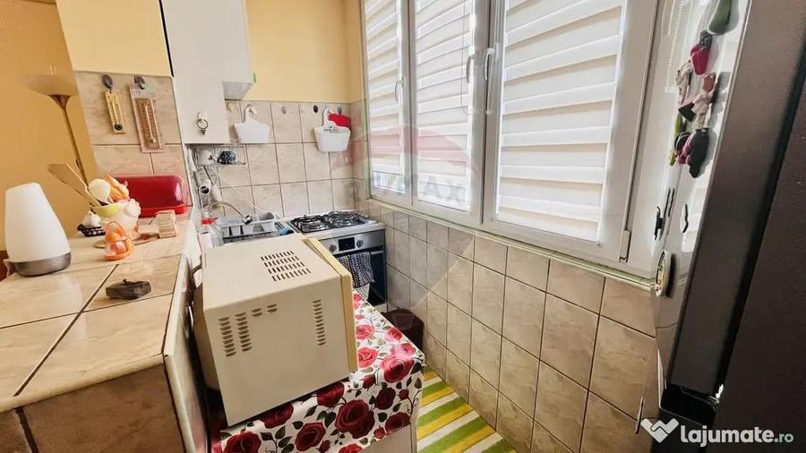 Apartament cu 2 camere semidecomandat în Rogerius