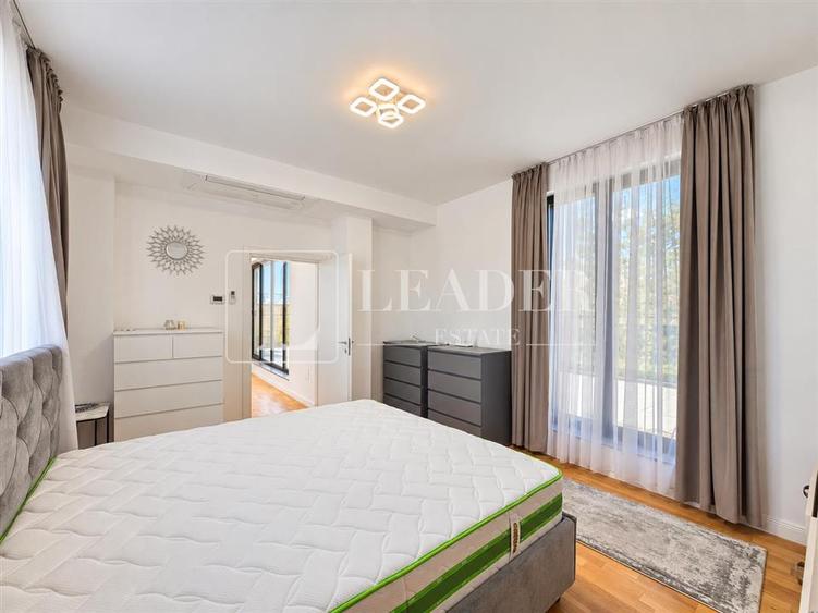 Casă cu 5 camere cu Teren 400 Mp în Pipera
