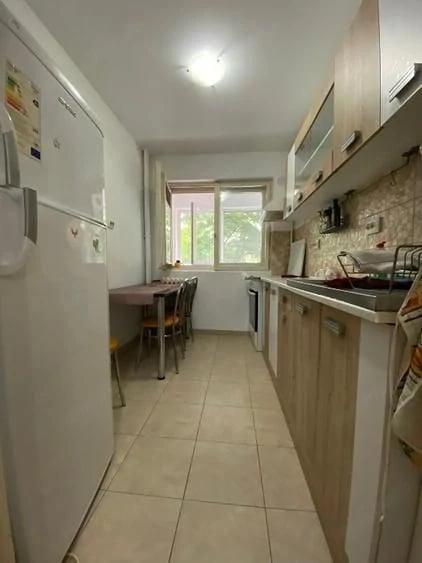 Apartament cu 2 camere semidecomandat în Baba Novac
