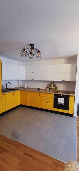 Apartament cu 2 camere decomandat, mobilat în Băneasa