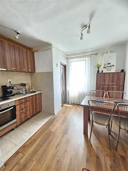Apartament cu 2 camere decomandat, mobilat în Tudor Vladimirescu