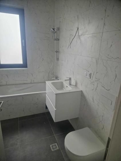 Apartament cu 2 camere decomandat în Sânpetru
