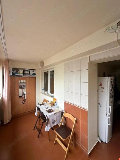 Apartament cu 2 camere semidecomandat în Trivale