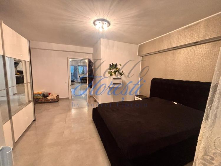 Apartament cu 3 camere semidecomandat, mobilat în Florești