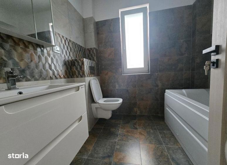 Apartament cu 3 camere în Popas Păcurari