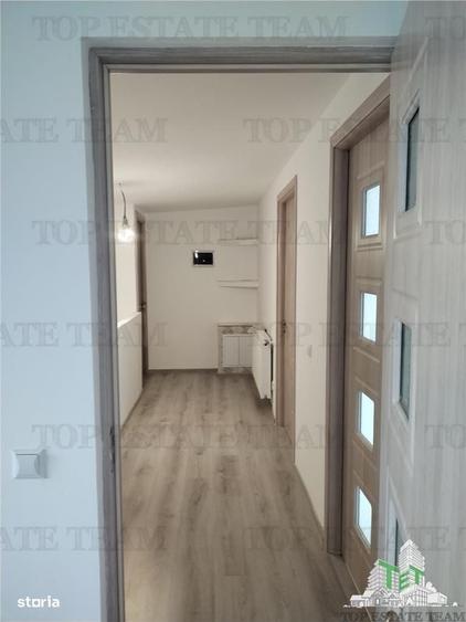 Casă cu 4 camere în Olteni