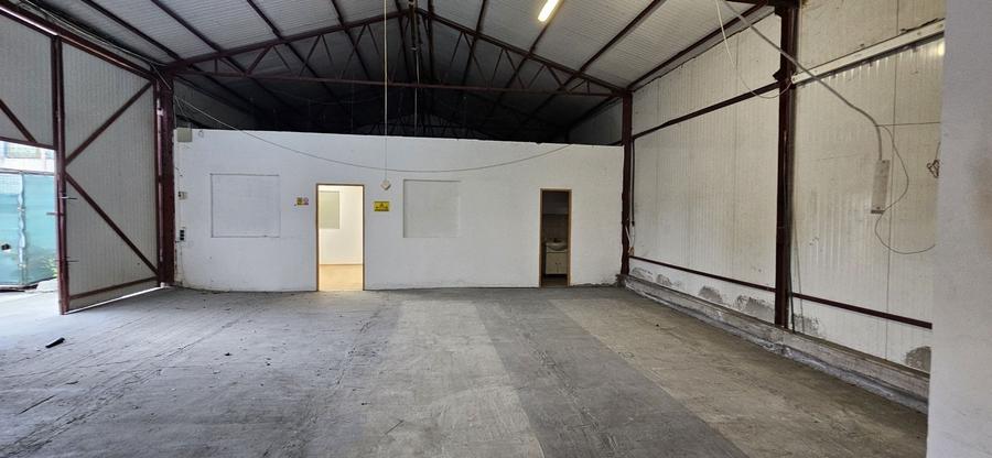 Spațiu industrial, de 732 mp, în Exterior Sud
