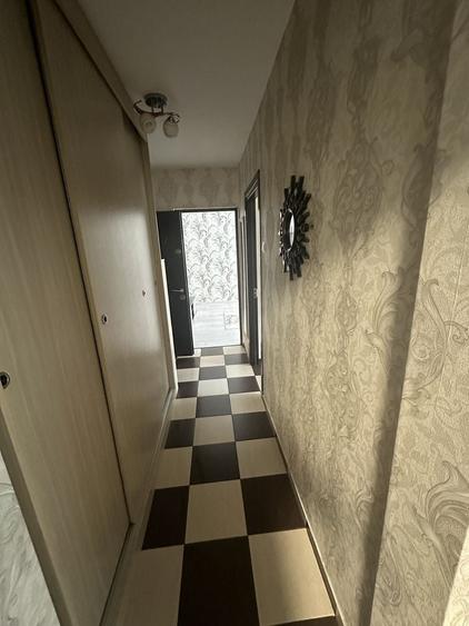 Apartament cu 2 camere decomandat în Crângași