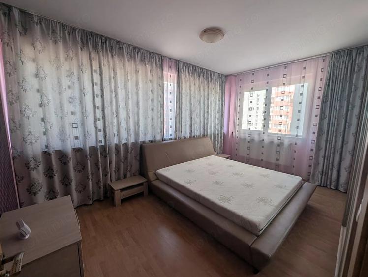 Apartament cu 3 camere decomandat în UTA