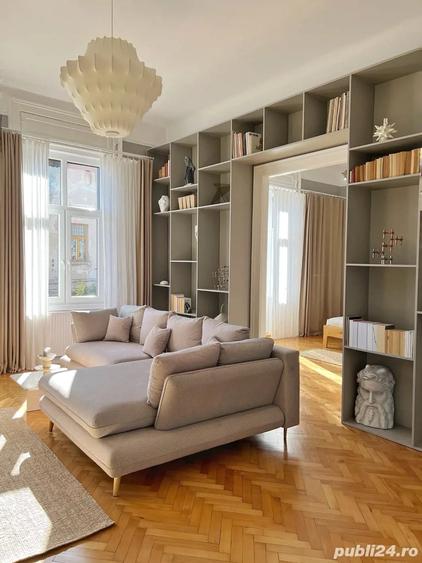 Apartament cu 3 camere semidecomandat în Central
