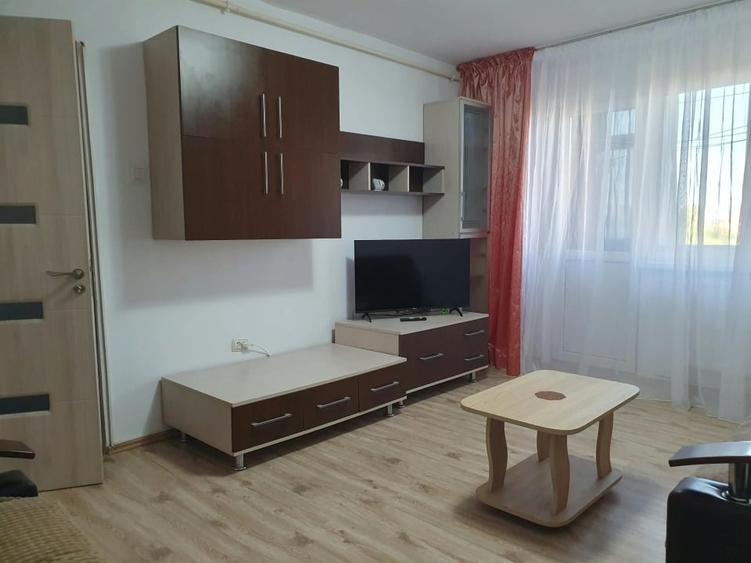 Inchiriez apartament 2 camere in Constanta - 1