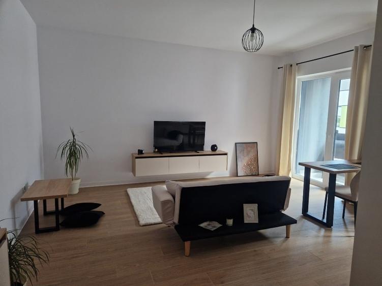 Apartament cu 2 camere decomandat, mobilat în Giroc