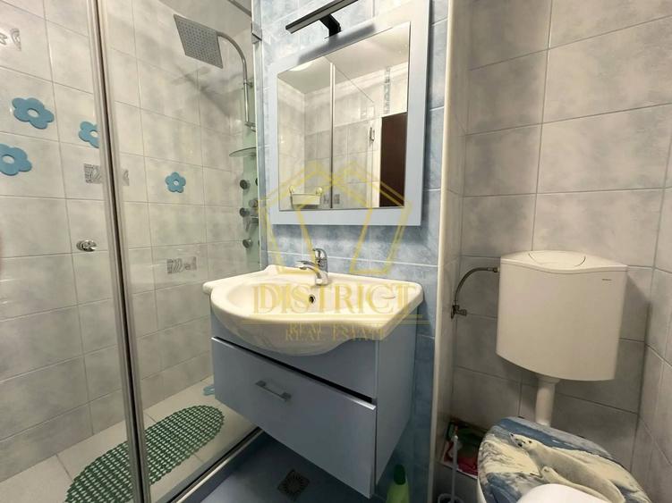 Apartament cu 2 camere semidecomandat în Complex Studențesc