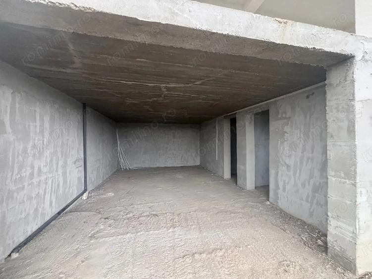 Casă cu 4 camere cu Teren 500 Mp în Nazna