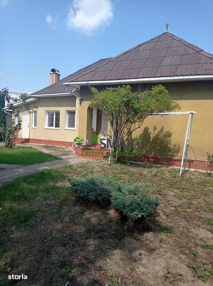 Casă cu 3 camere în Central