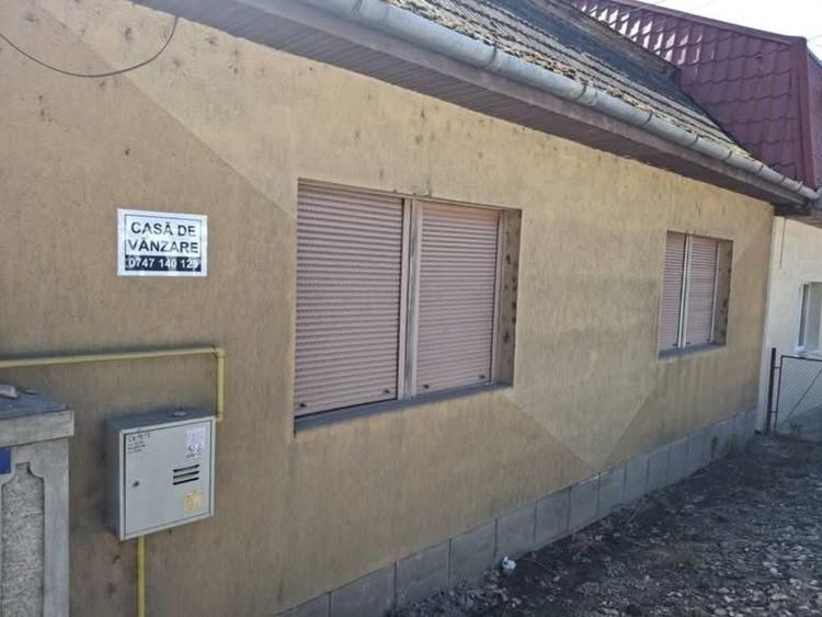 Casă cu 3 camere în Viișoara