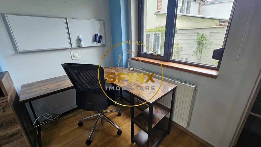 Apartament cu 3 camere decomandat, mobilat în Polonă