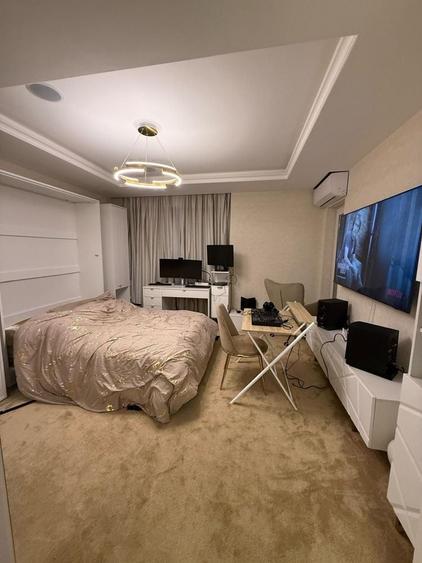 Apartament cu 4 camere în Viilor