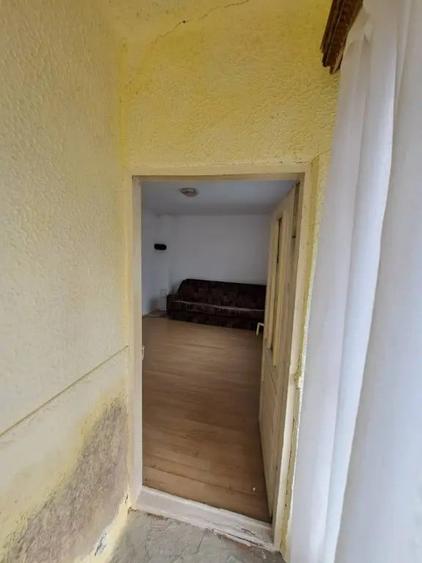 Casă cu 3 camere în Vărbila