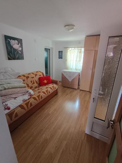 Casă individuală cu 3 camere cu Teren 300 Mp în Inel I