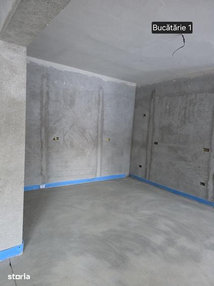Casă cu 5 camere cu Teren 1300 Mp în Brodina