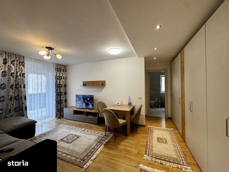 Apartament cu 2 camere, mobilat în Soarelui