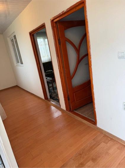 Casă cu 6 camere cu Teren 1200 Mp în Cudalbi
