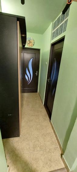 Apartament cu 2 camere semidecomandat în Energiei