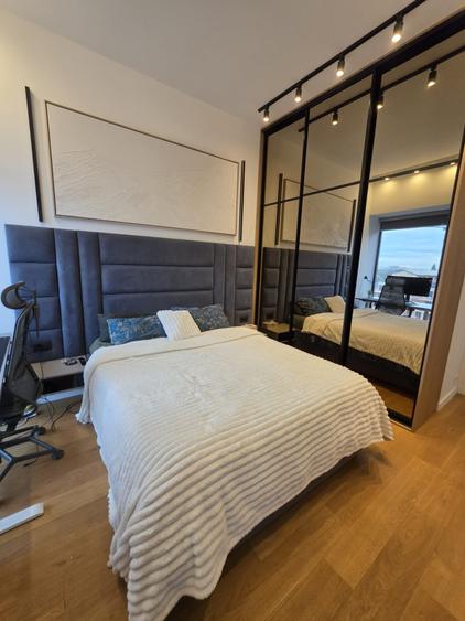 Apartament cu 2 camere semidecomandat în Barbu Văcărescu