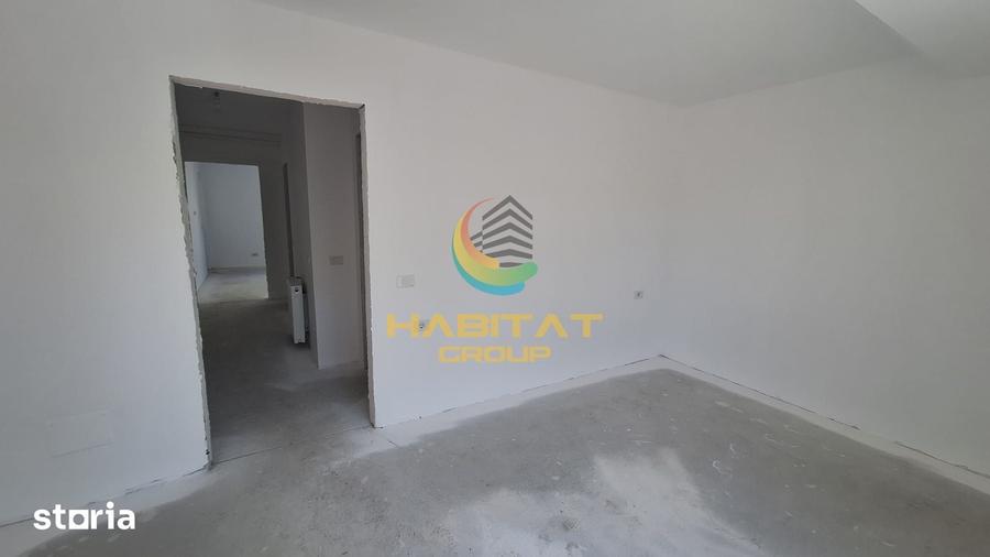 Apartament cu 4 camere semidecomandat în Central