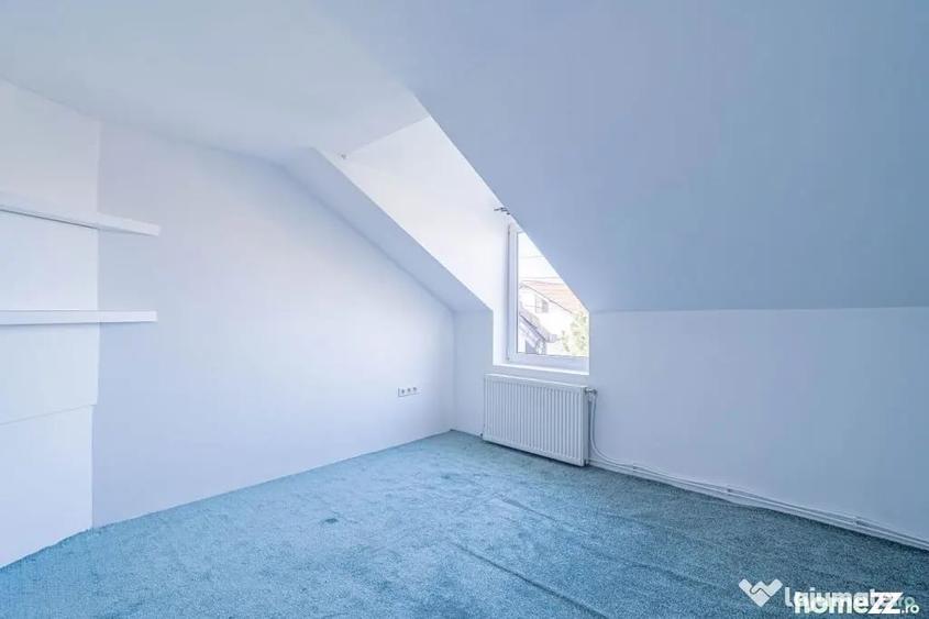 Casă cu 4 camere cu Teren 500 Mp în Central