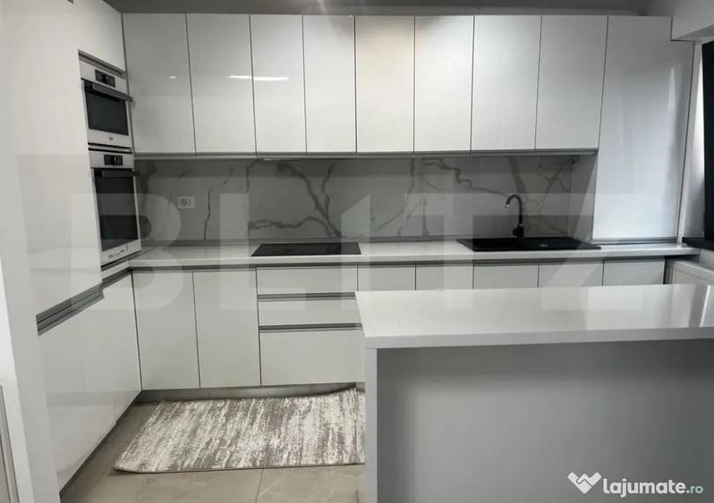 Apartament cu 2 camere semidecomandat în Baza 3
