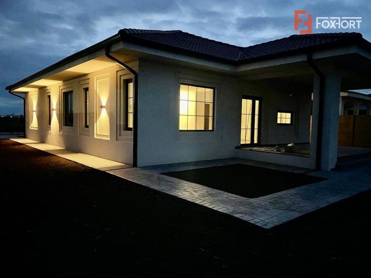 Casă individuală cu 4 camere cu Teren 688 Mp în Sânandrei