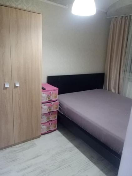 Apartament 2 camere transformat in 3 camere plus curte proprie si loc de parcare - 6
